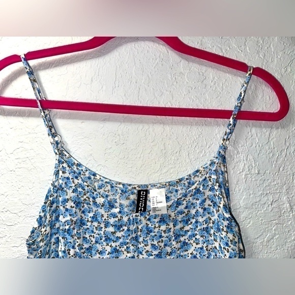 H&M Divided Blue Floral Spaghetti Strap Top - Picture 2 of 7